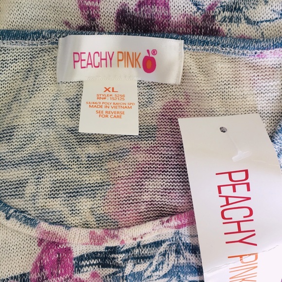 NWT Peachy Pink Floral Top with Lace Trim. Size XL - Picture 3 of 4